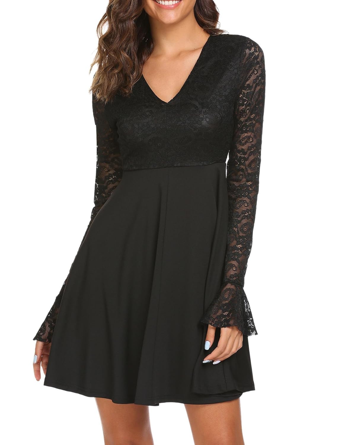 acevog 女式 v 领喇叭袖花边拼接 a 字溜冰裙 黑色 small